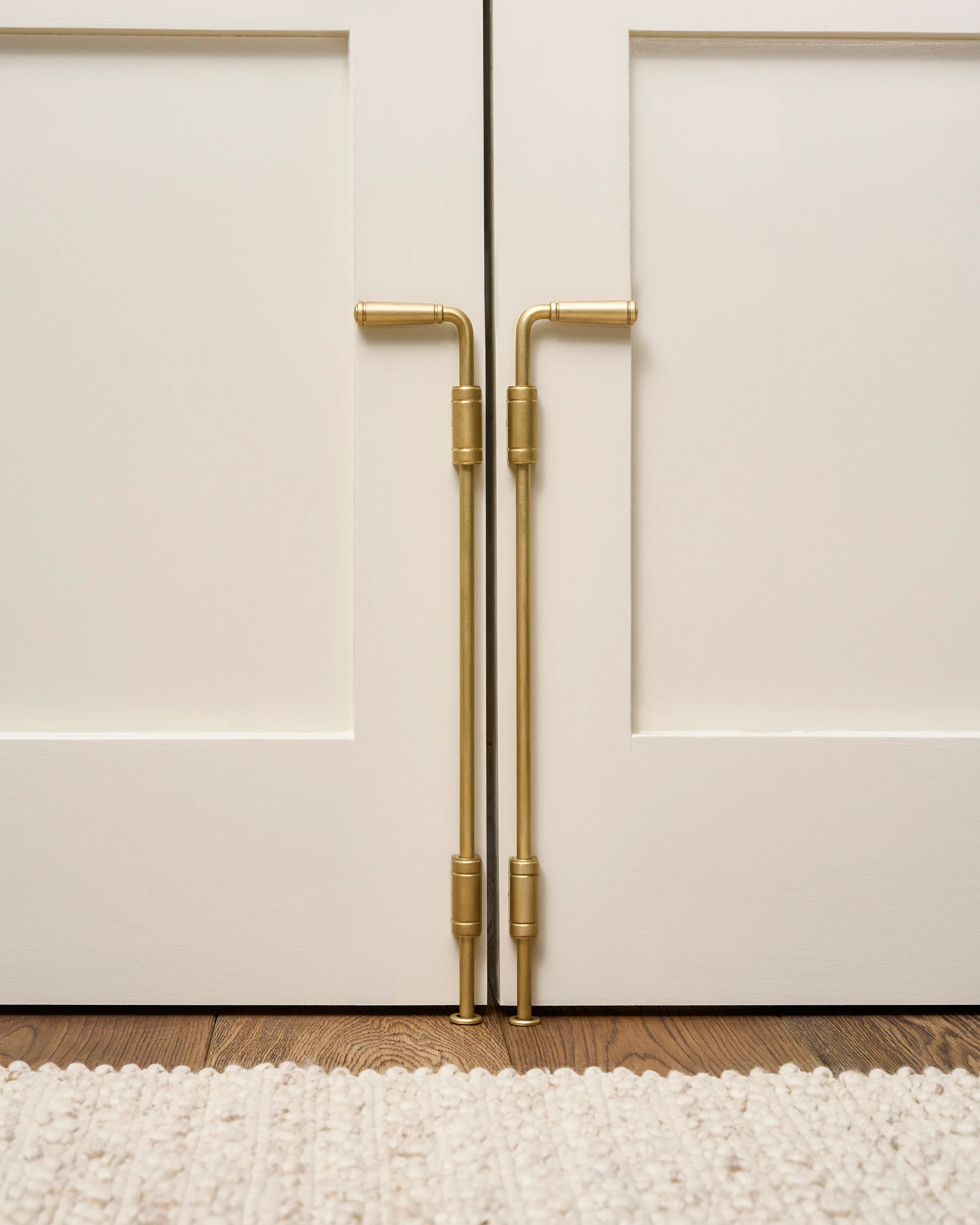 Digby Bolt Lock Pair Large – Antique Brass - Image 9