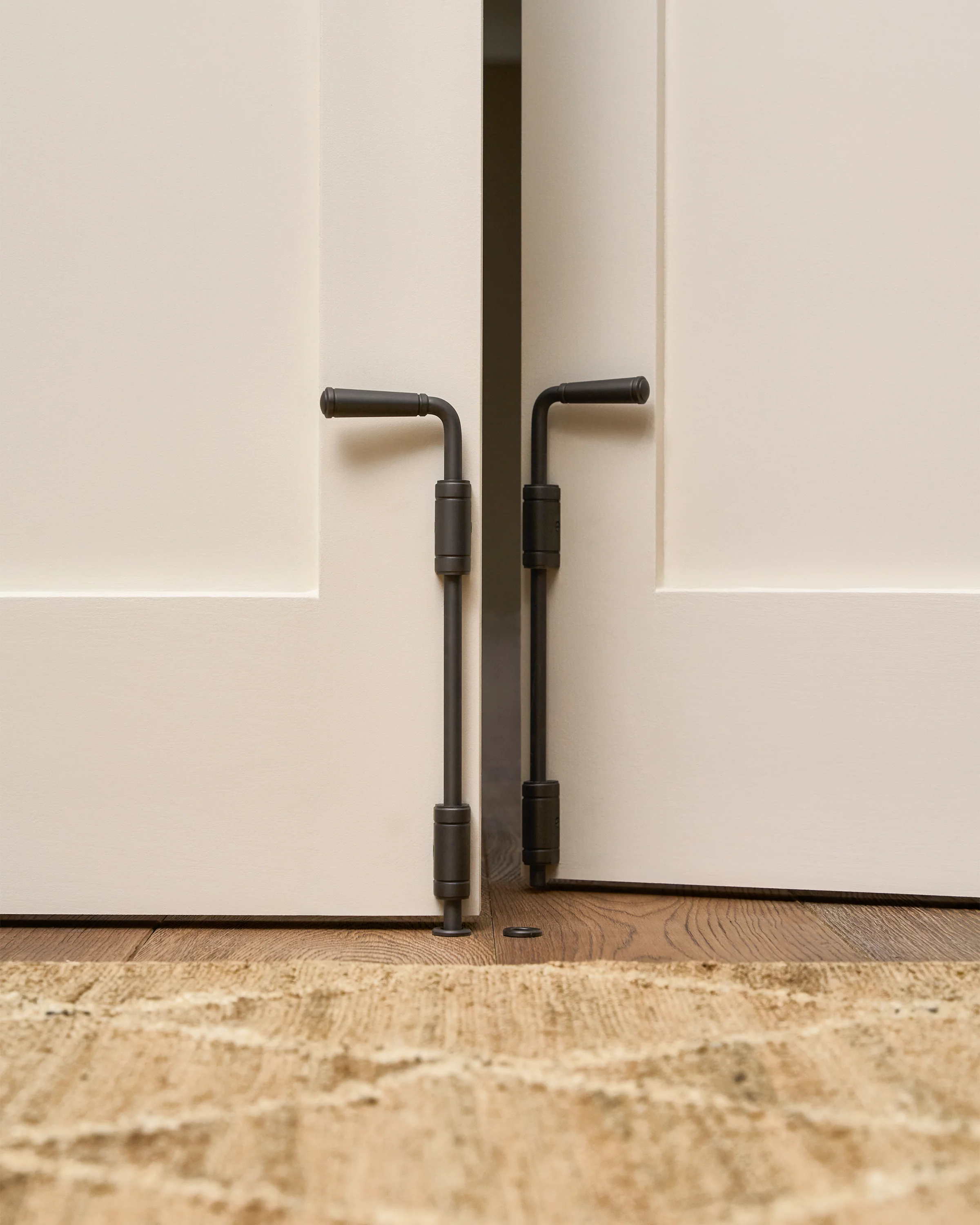 Digby Bolt Lock Pair Medium – Bronze - Image 3