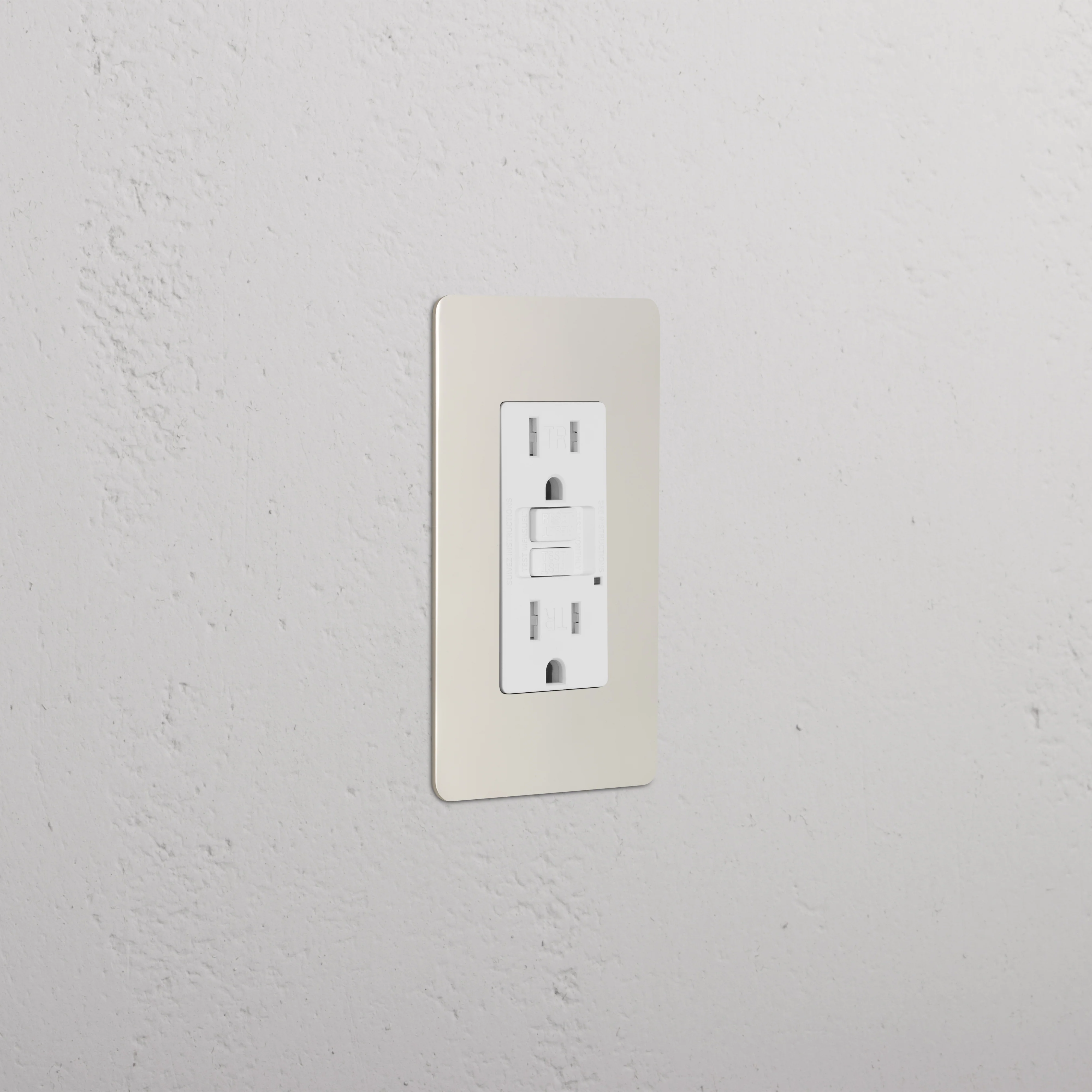 Kew 1G 15A GFCI Outlet - Polished Nickel White