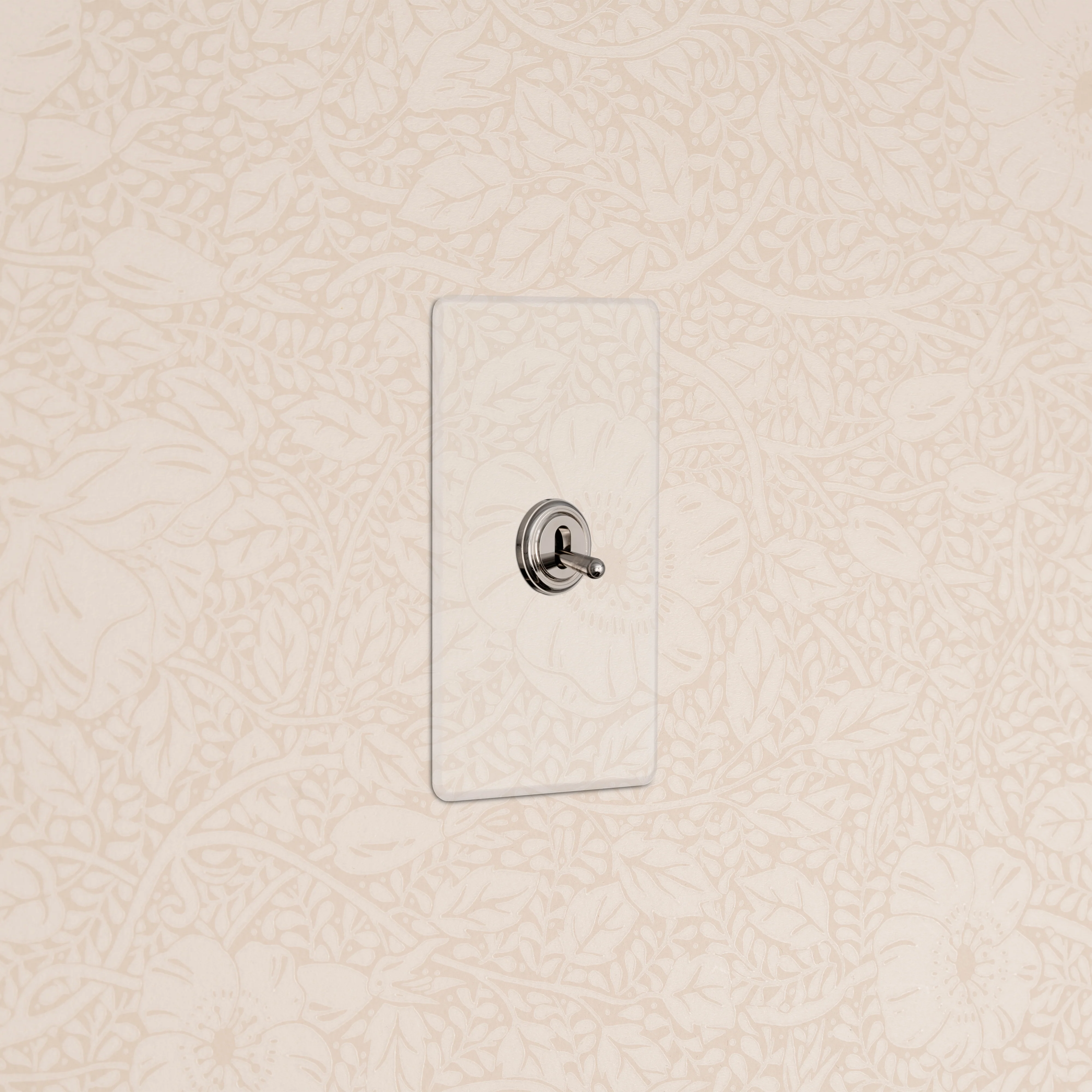 Kew 1G Four Way Toggle Switch - Clear Polished Nickel