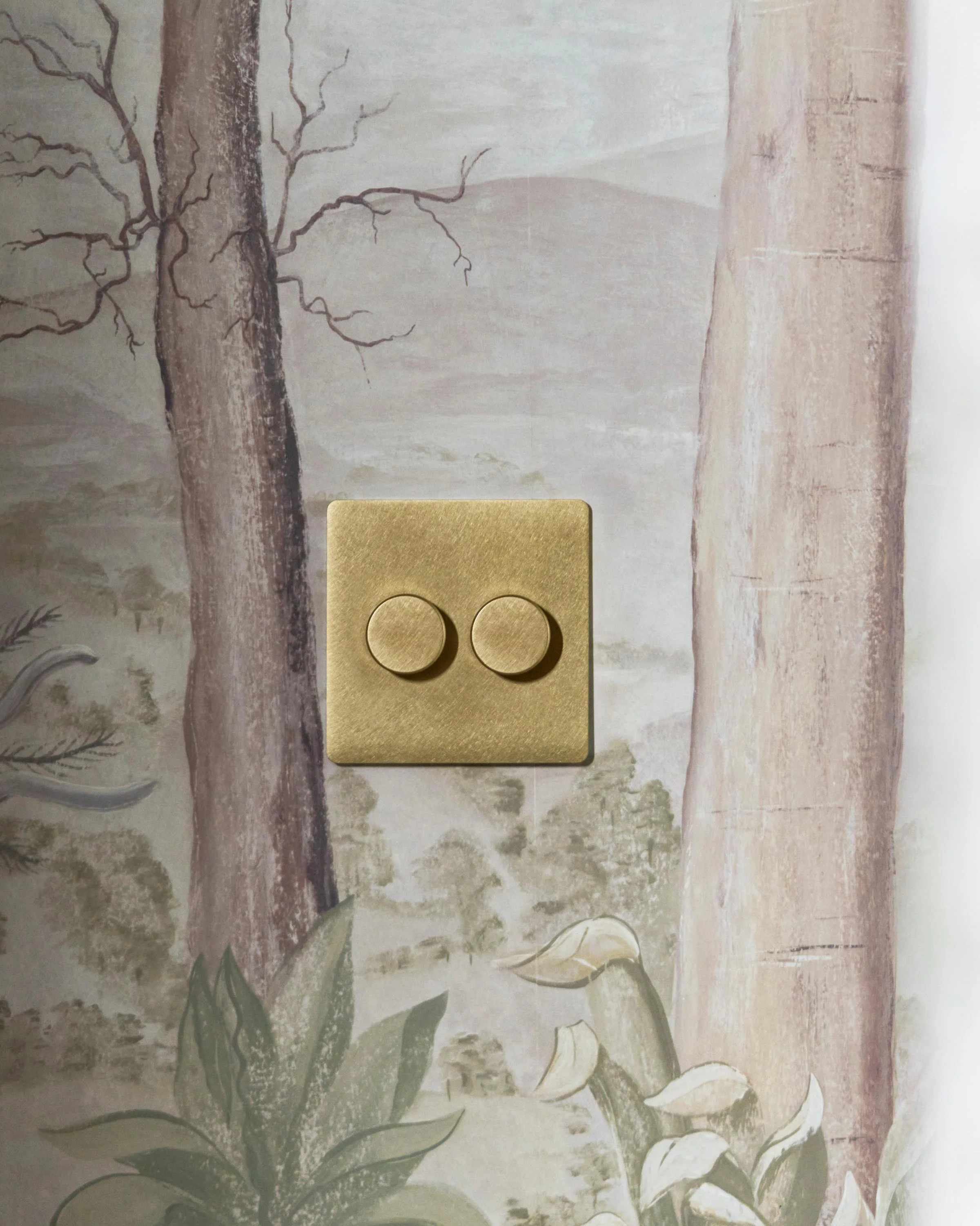 Kew 2G Dimmer Switch - Antique Brass - Image 6