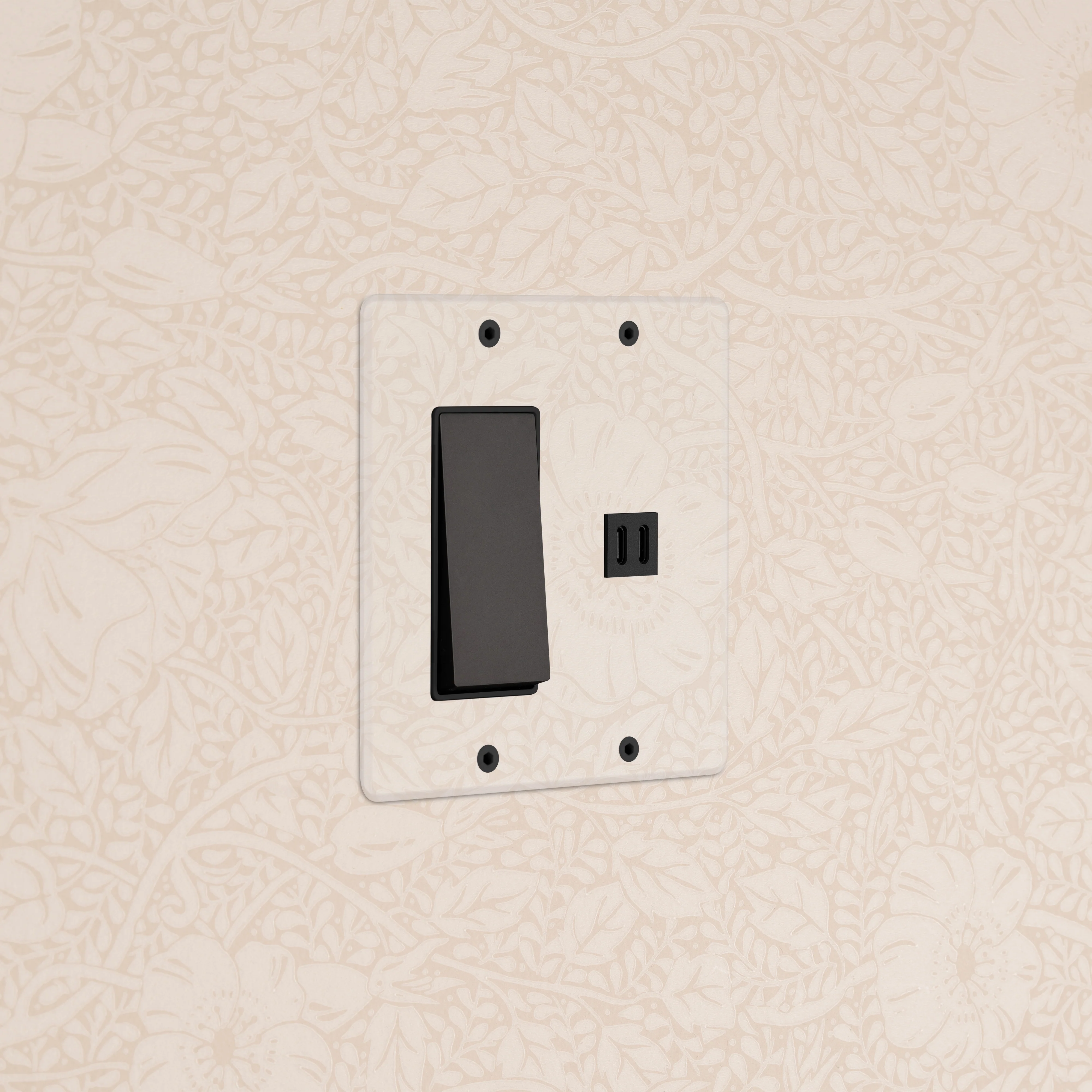 Kew 2G Rocker Switch & Fast Charge USB - Clear Bronze Black
