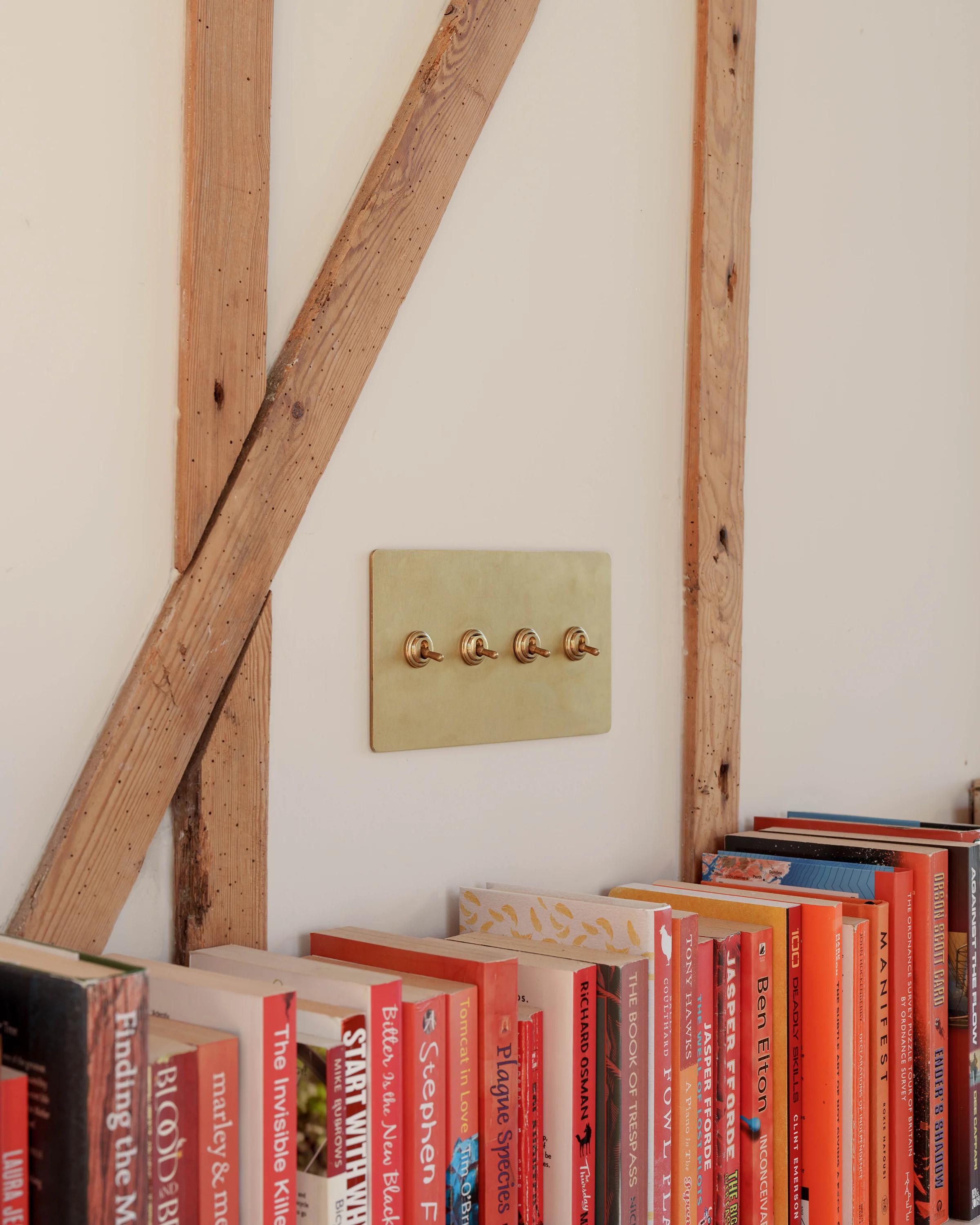 Kew 4G Toggle Switch - Antique Brass - Image 5