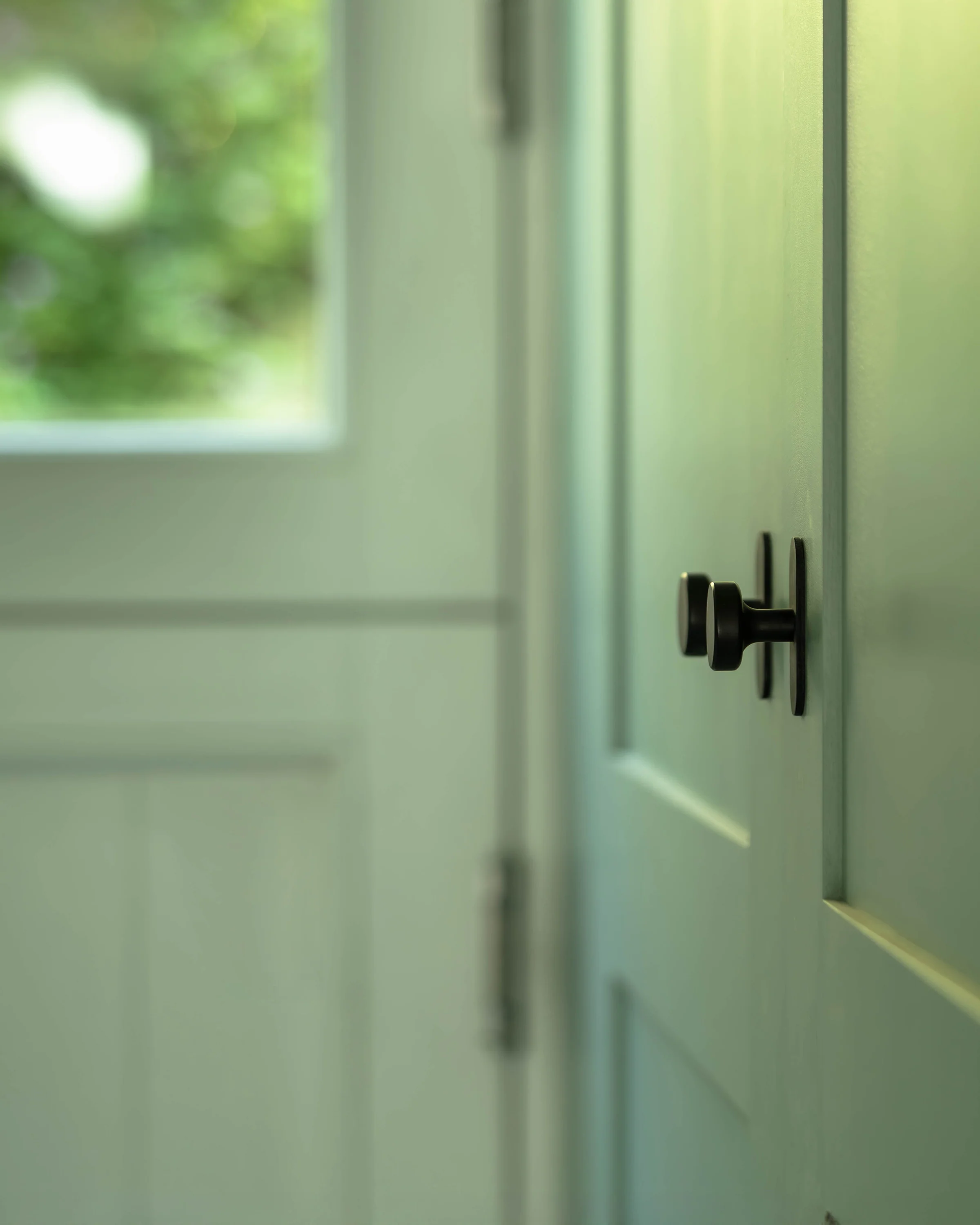Kilburn Cabinet Knob Medium - Bronze - Image 4