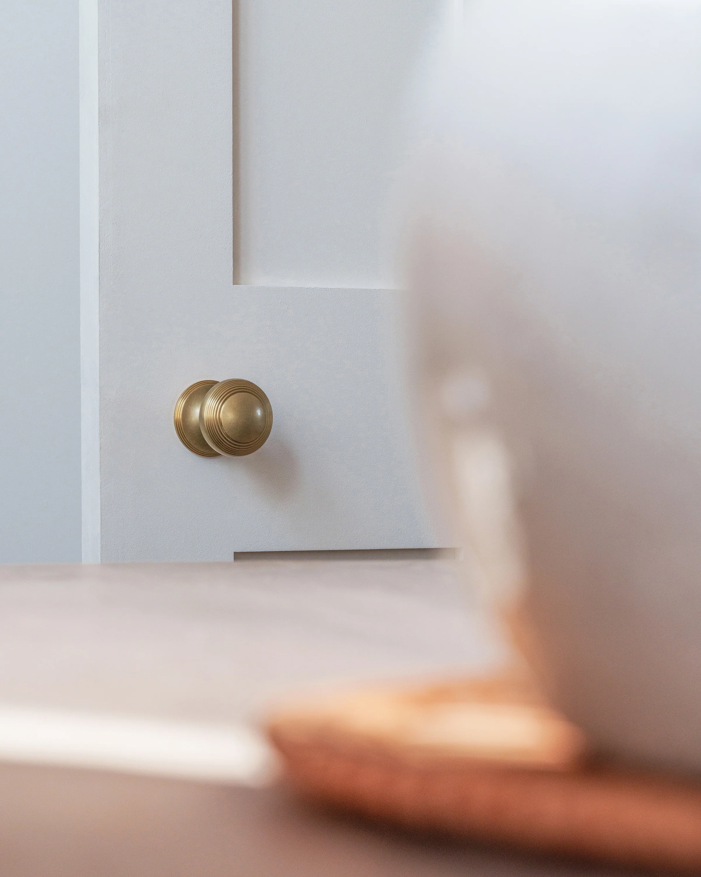 Poplar Passage Door Knob Set - Antique Brass - Image 3