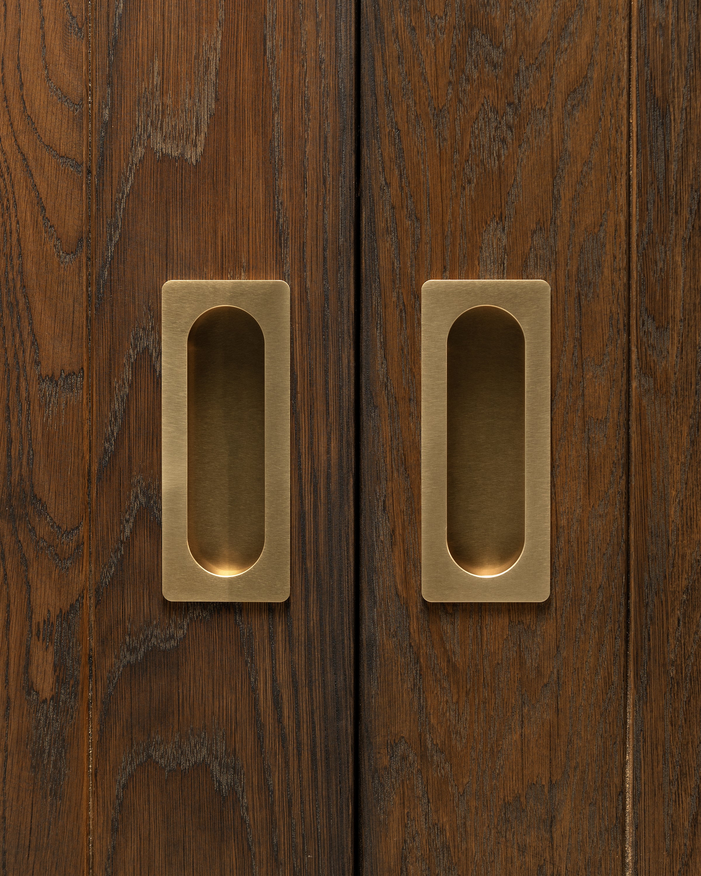 Regent Recessed Medium Pull - Antique Brass - Image 7