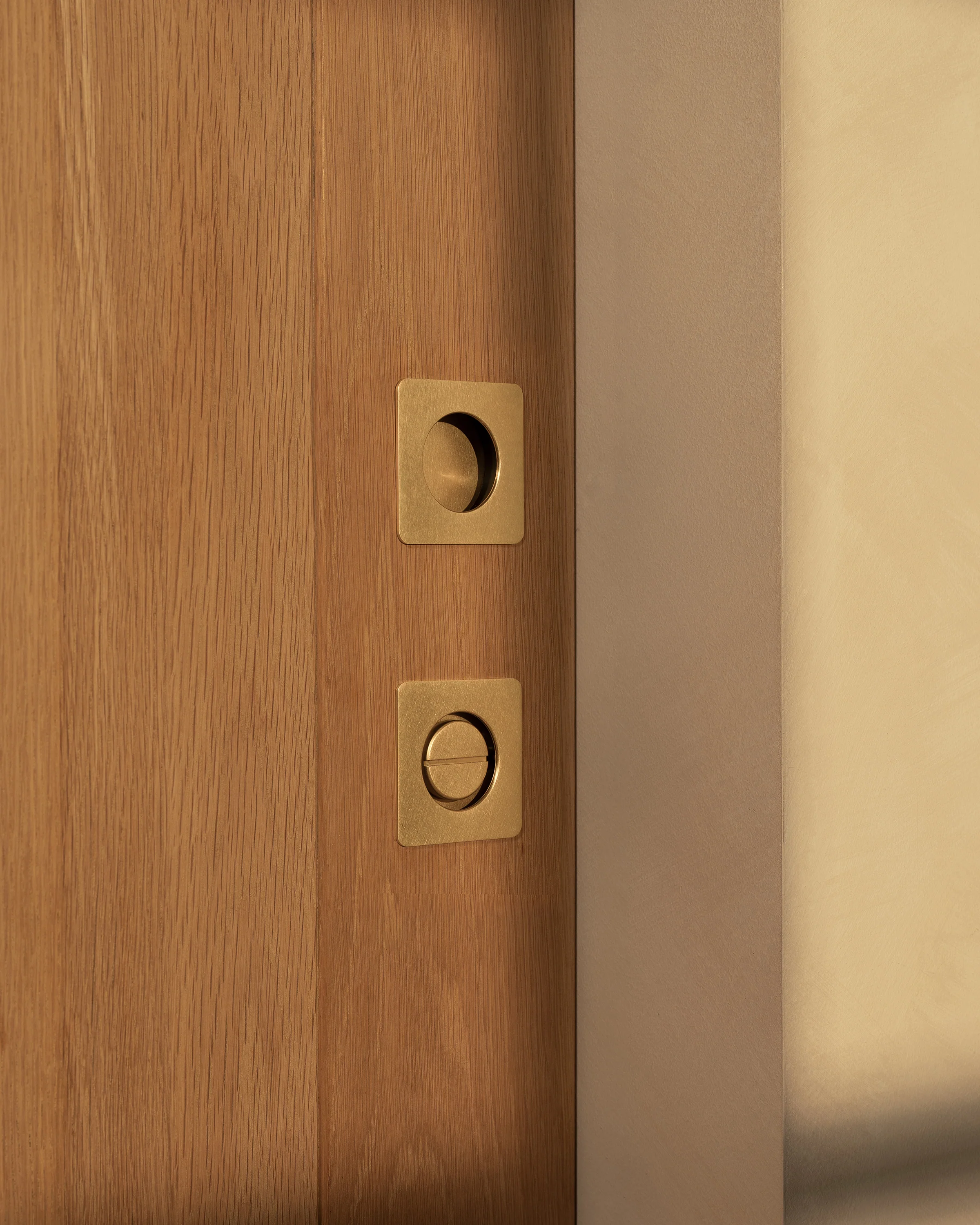 Regent Recessed Deadbolt - Antique Brass - Image 5